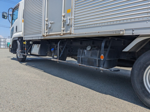 いすゞ フォワード 中型 バン 2PG-FRR90S2(104267) 12枚目