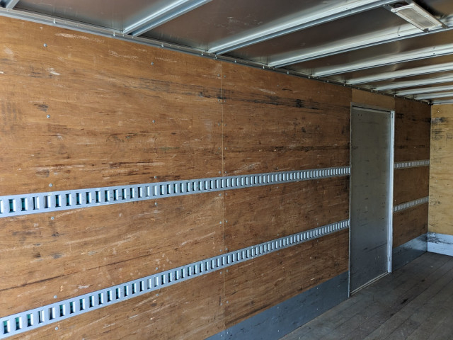 いすゞ フォワード 中型 バン 2PG-FRR90S2(104267) 31枚目