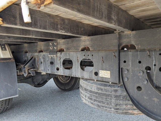 いすゞ フォワード 中型 平ボディ（クレーン付） 2PG-FRR90S1(104268) 9枚目