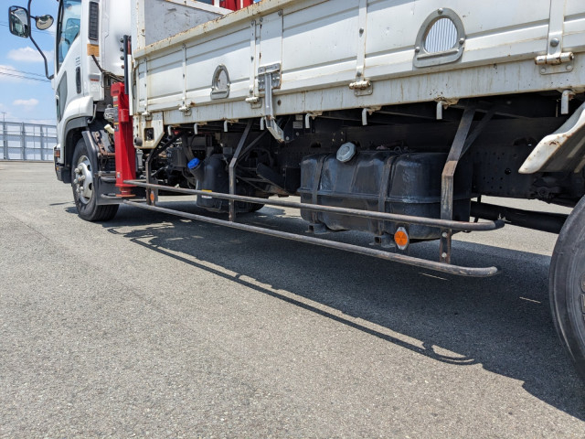 いすゞ フォワード 中型 平ボディ（クレーン付） 2PG-FRR90S1(104268) 11枚目