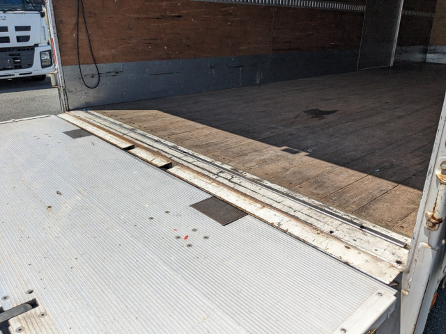 いすゞ フォワード 中型 バン 2PG-FRR90S2(104267) 35枚目