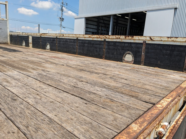 いすゞ フォワード 中型 平ボディ（クレーン付） 2PG-FRR90S1(104268) 18枚目