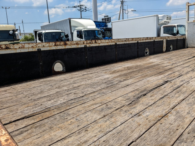 いすゞ フォワード 中型 平ボディ（クレーン付） 2PG-FRR90S1(104268) 19枚目