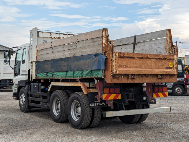 いすゞ ギガ 大型 土砂ダンプ QKG-CXZ77AT(104269) 3枚目