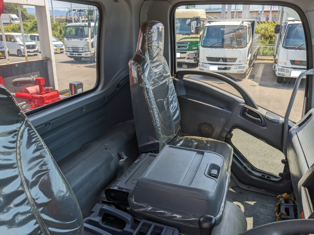 いすゞ フォワード 中型 平ボディ（クレーン付） 2PG-FRR90S1(104268) 34枚目