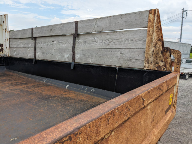 いすゞ ギガ 大型 土砂ダンプ QKG-CXZ77AT(104269) 15枚目