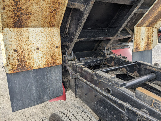 いすゞ ギガ 大型 土砂ダンプ QKG-CXZ77AT(104269) 24枚目