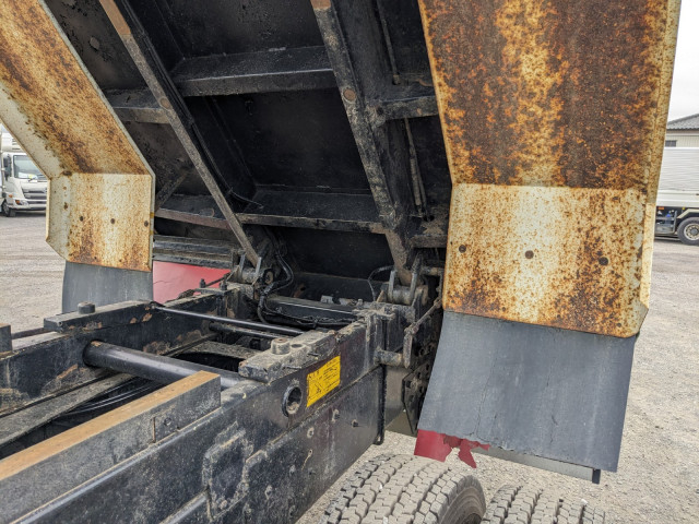 いすゞ ギガ 大型 土砂ダンプ QKG-CXZ77AT(104269) 28枚目