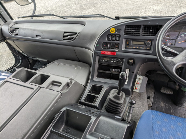 いすゞ ギガ 大型 土砂ダンプ QKG-CXZ77AT(104269) 32枚目