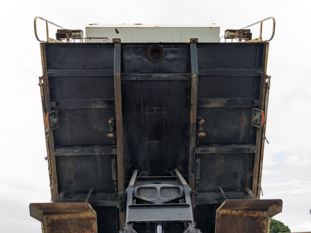 いすゞ ギガ 大型 土砂ダンプ QKG-CXZ77AT(104269) 35枚目