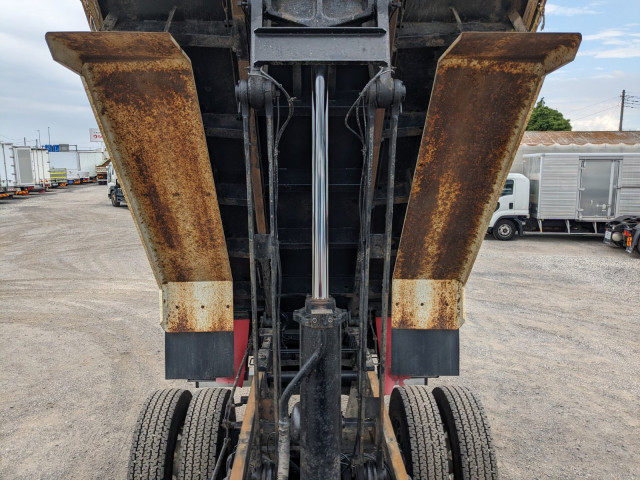 いすゞ ギガ 大型 土砂ダンプ QKG-CXZ77AT(104269) 36枚目