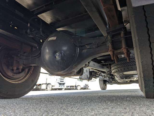 いすゞ フォワード 中型 バン 2PG-FRR90S2(104270) 16枚目