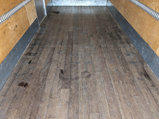 いすゞ フォワード 中型 バン 2PG-FRR90S2(104270) 21枚目