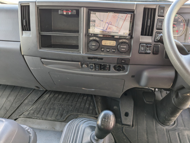 いすゞ フォワード 中型 バン 2PG-FRR90S2(104270) 28枚目