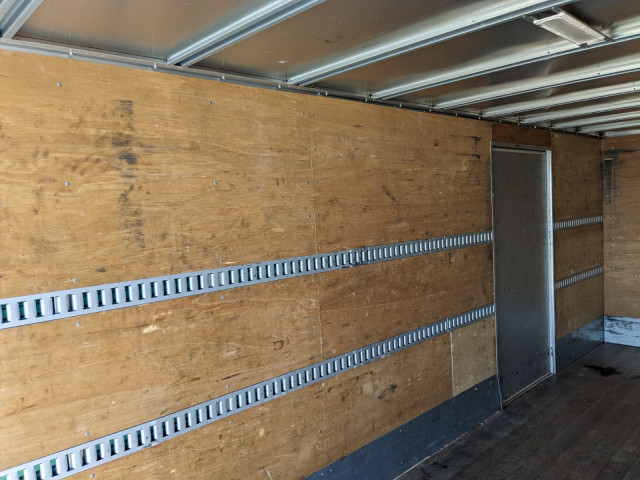 いすゞ フォワード 中型 バン 2PG-FRR90S2(104270) 31枚目