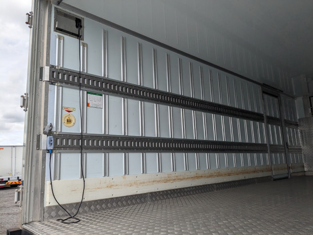 日野 レンジャー 中型 冷蔵冷凍バン TKG-FD9JLAA(104271) 24枚目