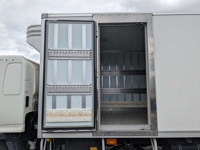 日野 レンジャー 中型 冷蔵冷凍バン TKG-FD9JLAA(104271) 31枚目