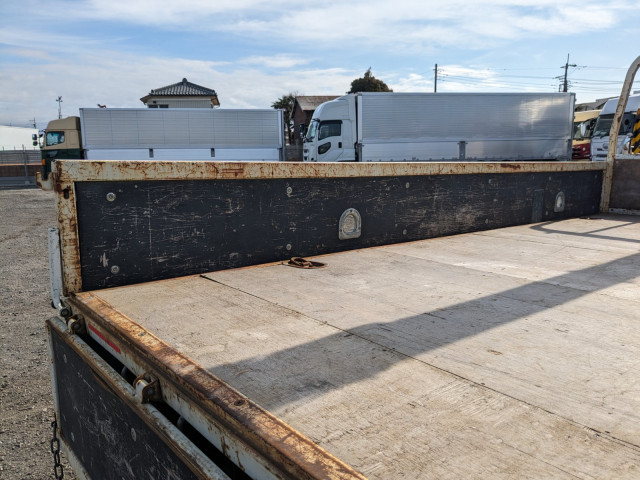 いすゞ エルフ 小型 平ボディ（クレーン付） TPG-NKR85AR(104272) 15枚目