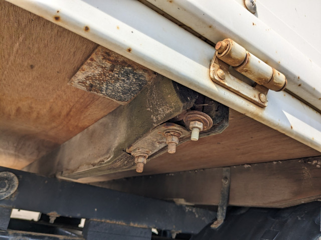 いすゞ エルフ 小型 平ボディ（クレーン付） TPG-NKR85AR(104272) 21枚目