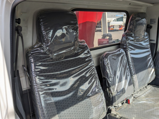 いすゞ エルフ 小型 平ボディ（クレーン付） TPG-NKR85AR(104272) 40枚目