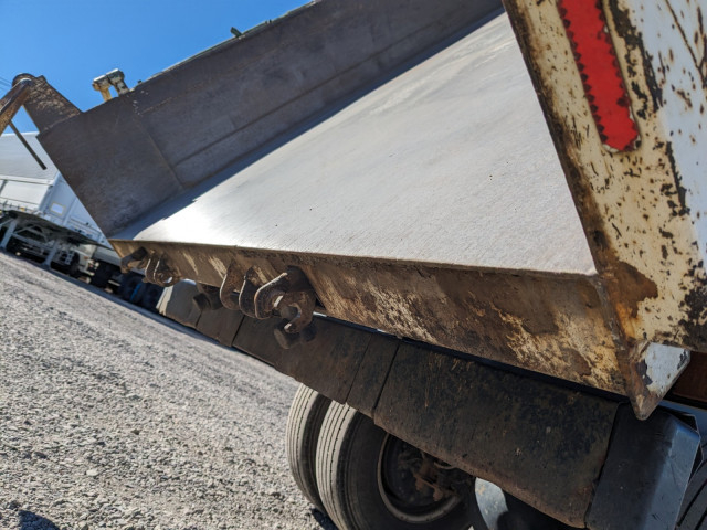 いすゞ エルフ 小型 土砂ダンプ TPG-NJR85AD(104273) 10枚目