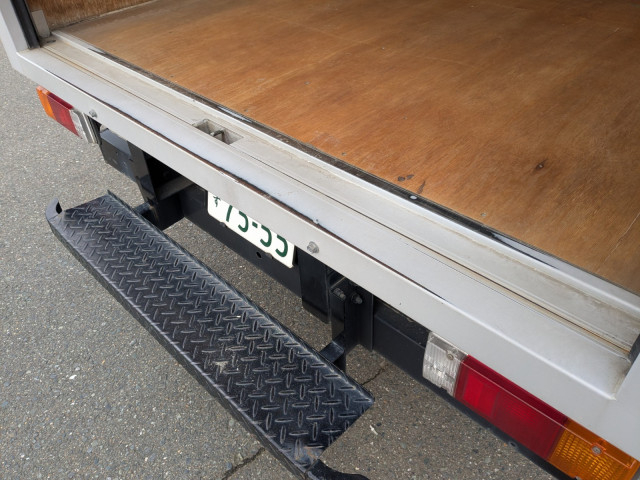 トヨタ ダイナ 小型 バン TKG-XZU655(104275) 11枚目