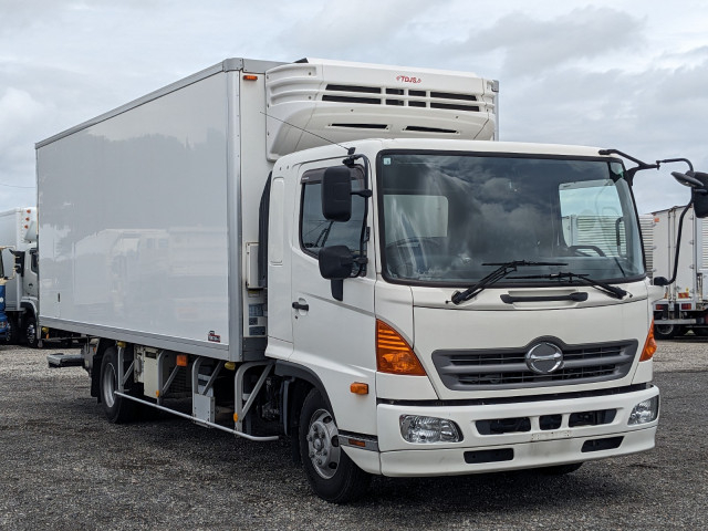 日野 レンジャー 中型 冷蔵冷凍バン TKG-FD9JLAA(104276) 3枚目