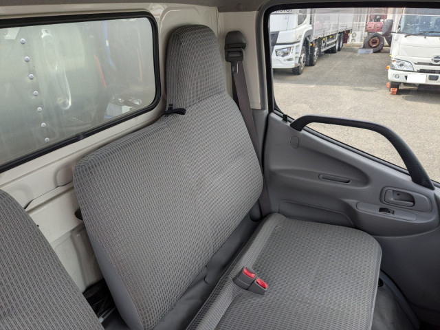 トヨタ ダイナ 小型 バン TKG-XZU655(104275) 27枚目