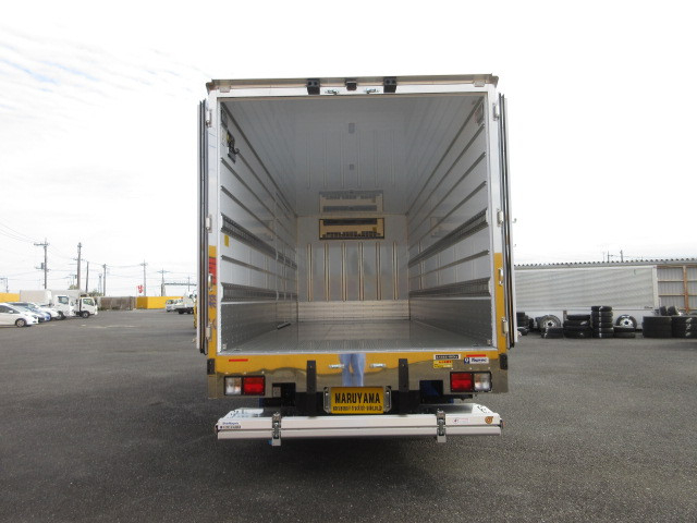 日野 レンジャー 増トン 冷蔵冷凍バン 2KG-GD2ABG(104280) 9枚目