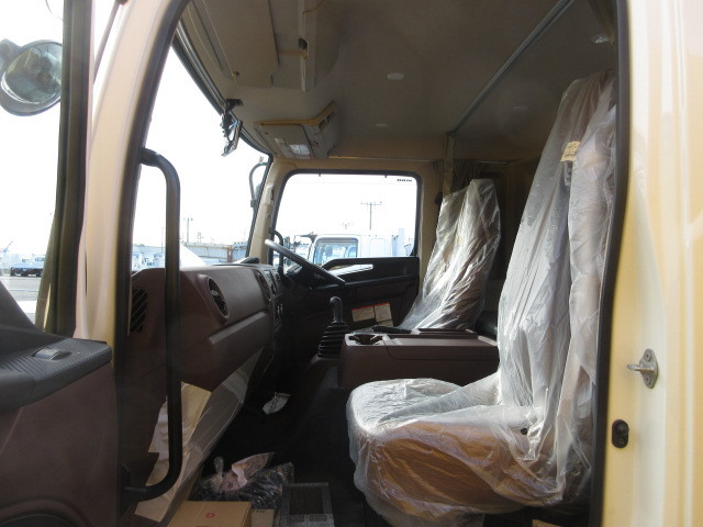 日野 レンジャー 増トン 冷蔵冷凍バン 2KG-GD2ABG(104280) 19枚目