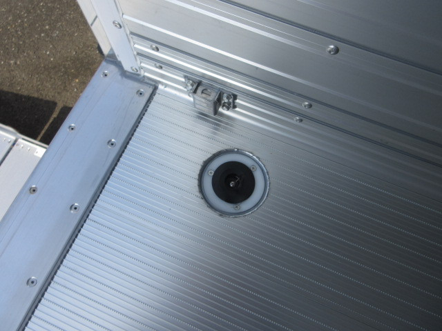 日野 レンジャー 増トン 冷蔵冷凍バン 2KG-GD2ABG(104282) 13枚目