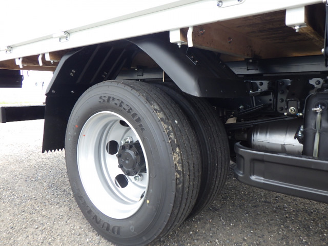 三菱ふそう キャンター 小型 平ボディ 2RG-FEB80(104281) 29枚目