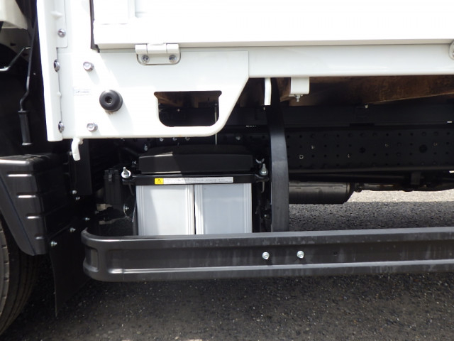 三菱ふそう キャンター 小型 平ボディ 2RG-FEB80(104281) 43枚目