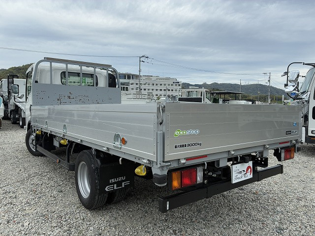いすゞ エルフ 小型 平ボディ 2TG-NPR88AC(104285) 6枚目