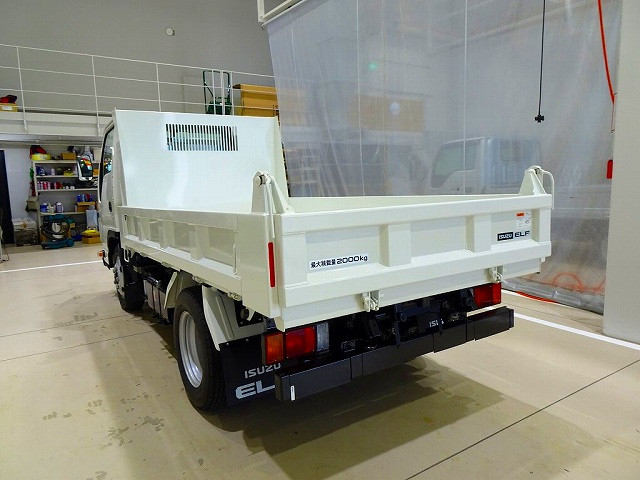 いすゞ エルフ 小型 土砂ダンプ 2PG-NKS88AD(104286) 4枚目
