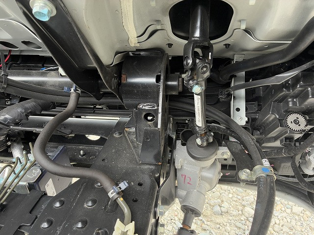 いすゞ エルフ 小型 平ボディ 2TG-NPR88AC(104285) 24枚目