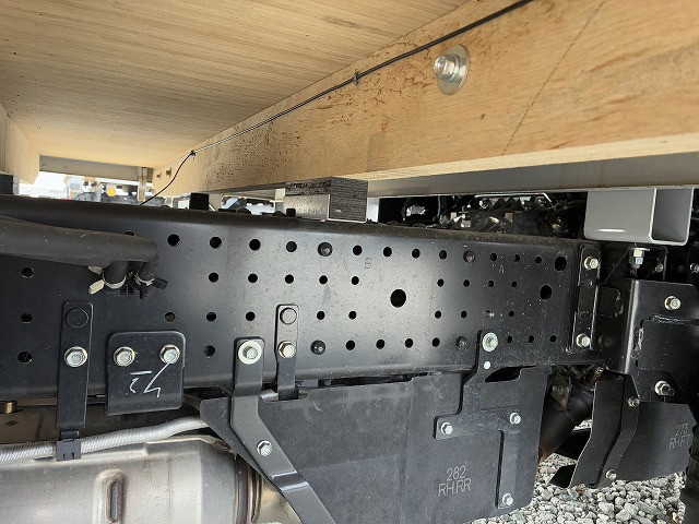 いすゞ エルフ 小型 平ボディ 2TG-NPR88AC(104285) 38枚目