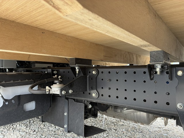 いすゞ エルフ 小型 平ボディ 2TG-NPR88AC(104285) 44枚目