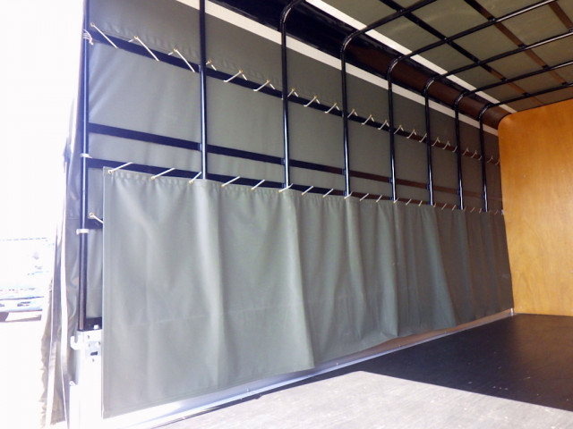 日産自動車 アトラス 小型 平ボディ 2RG-APR88AC(104287) 9枚目