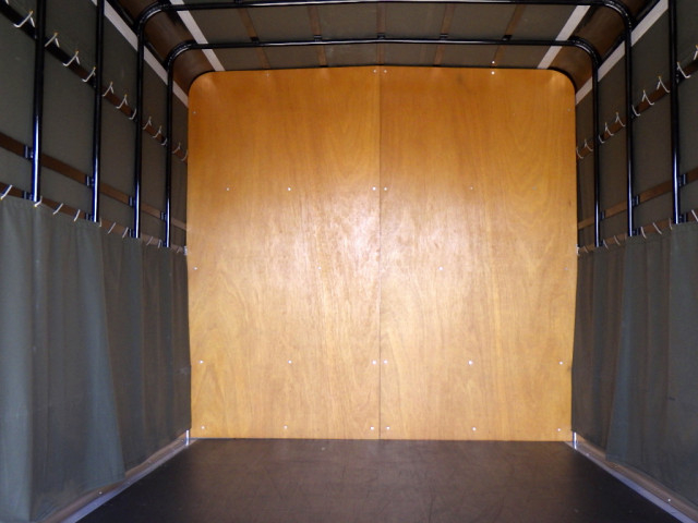 日産自動車 アトラス 小型 平ボディ 2RG-APR88AC(104287) 11枚目