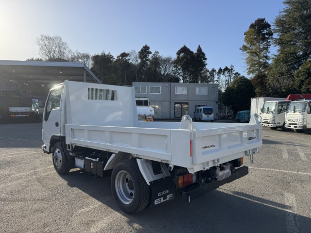 いすゞ エルフ 小型 土砂ダンプ 2PG-NKS88AD(104288) 4枚目