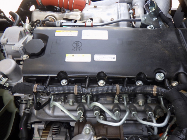 日産自動車 アトラス 小型 平ボディ 2RG-APR88AC(104287) 32枚目