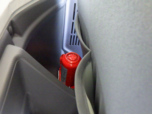 日産自動車 アトラス 小型 平ボディ 2RG-APR88AC(104287) 49枚目