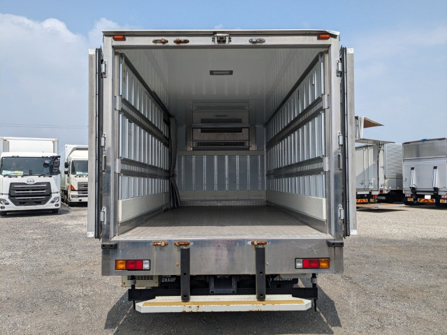 三菱ふそう キャンター 小型 冷蔵冷凍バン TPG-FEB50(104290) 10枚目