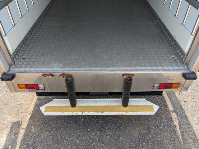 三菱ふそう キャンター 小型 冷蔵冷凍バン TPG-FEB50(104290) 11枚目