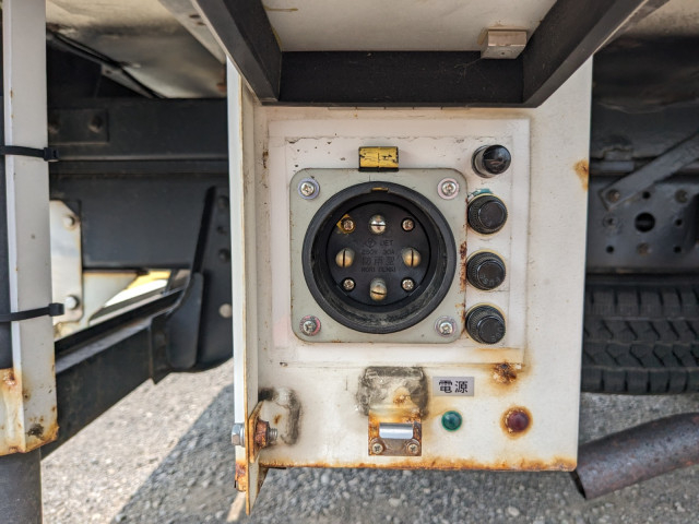 三菱ふそう キャンター 小型 冷蔵冷凍バン TPG-FEB50(104290) 34枚目