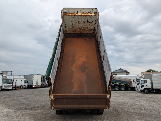 いすゞ ギガ 大型 土砂ダンプ QKG-CXZ77AT(104291) 8枚目