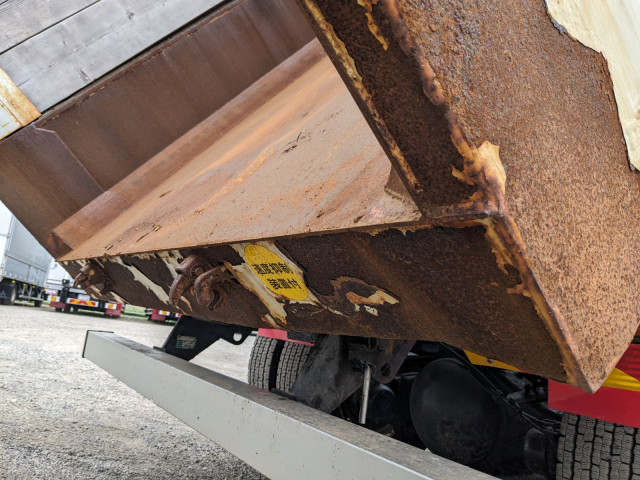 いすゞ ギガ 大型 土砂ダンプ QKG-CXZ77AT(104291) 10枚目