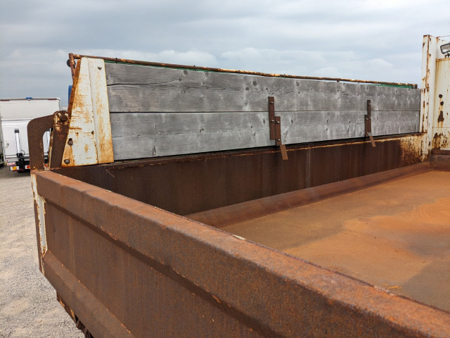 いすゞ ギガ 大型 土砂ダンプ QKG-CXZ77AT(104291) 16枚目