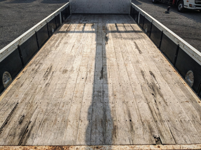 いすゞ フォワード 中型 平ボディ（クレーン付） 2PG-FRR90S1(104292) 10枚目